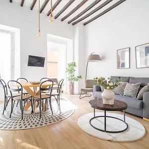  Apartamento Sanders Lavender - Delightful Two-bedroom Downtown